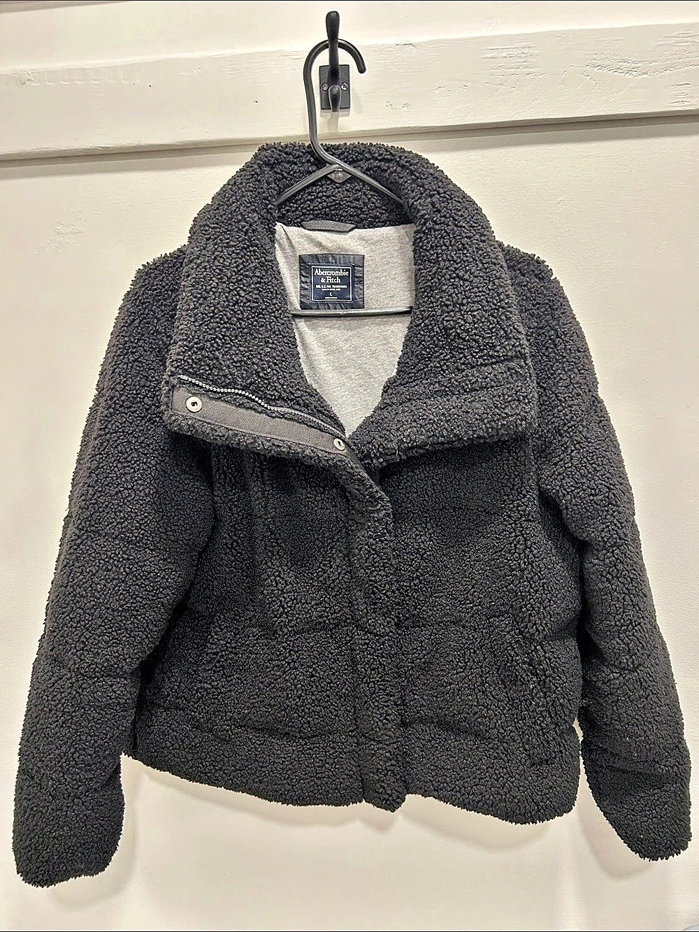 Abercrombie & Fitch Faux Fur Puffer Jacket Black